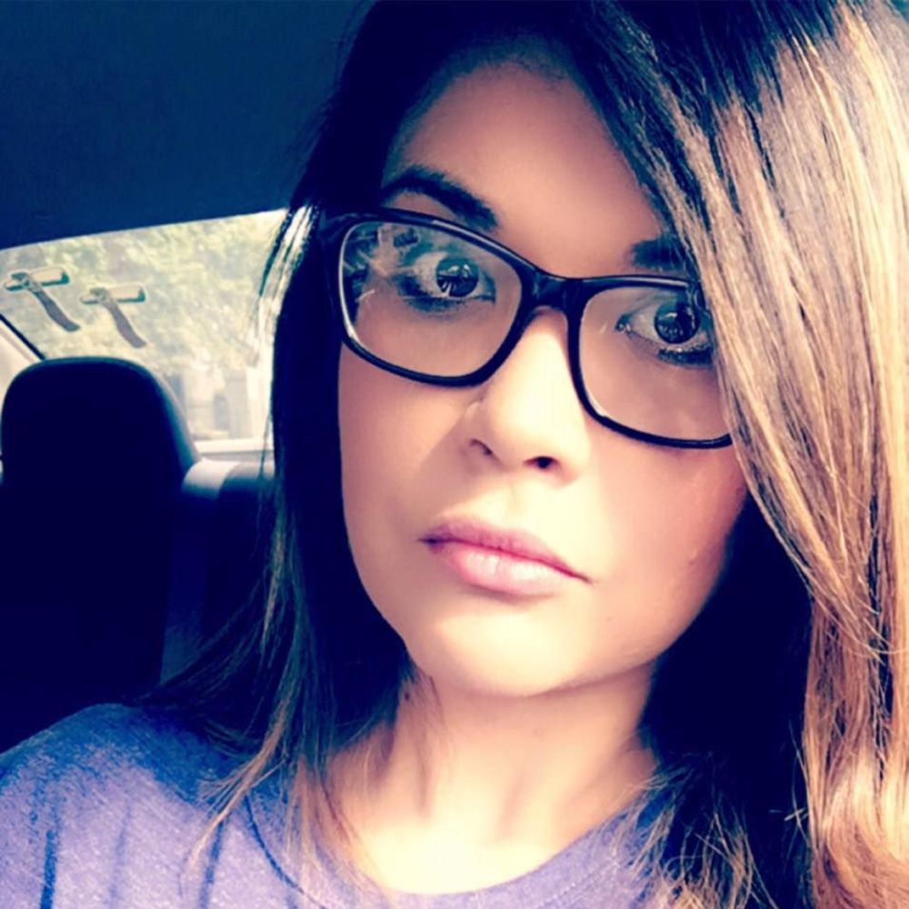 Meet your Posher, Kasandra